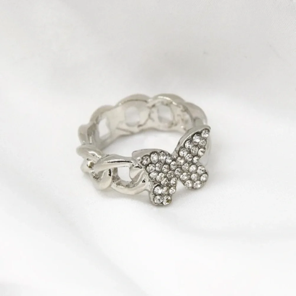 Butterfly Chain Ring - Picture 1 of 4